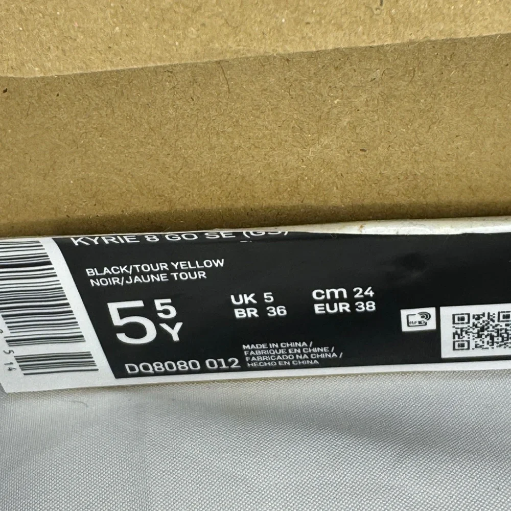 New Nike Kyrie 8 Go GS Black Yellow 5.5Y/7W Basketball Shoes - Picture 2 of 8